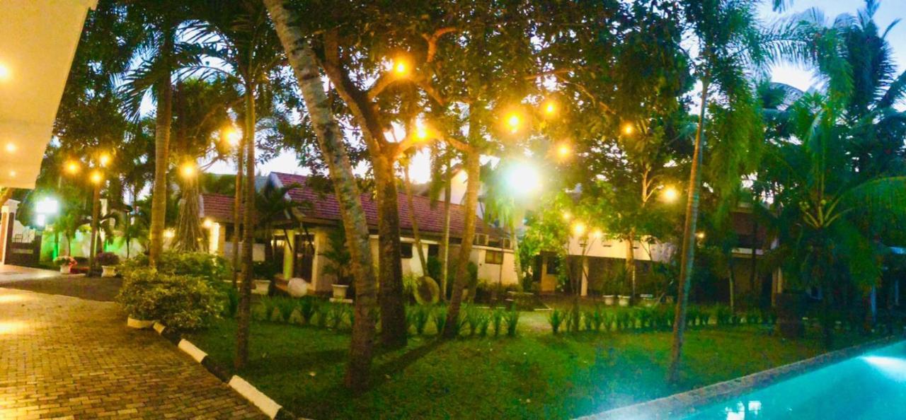 Tamarind Moon Hostel Dickwella Exterior photo